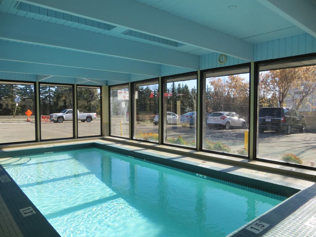 Ramada Limited Calgary Hotel Luaran gambar